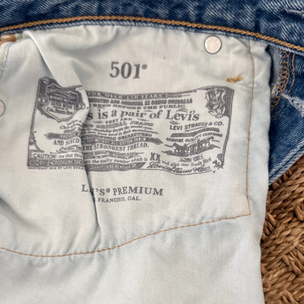Levi's 501 90’s Women's Straight Leg Blue Jeans - Picture 3 of 7
